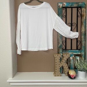 Chic White Women's Blouse with Lace Sleeves